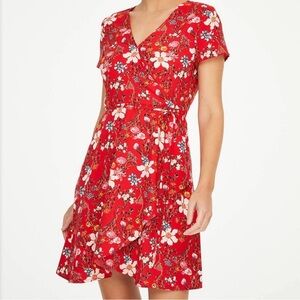 🌹🌸 LOFT Red Floral Wrap Dress Size 8 🌸🌹